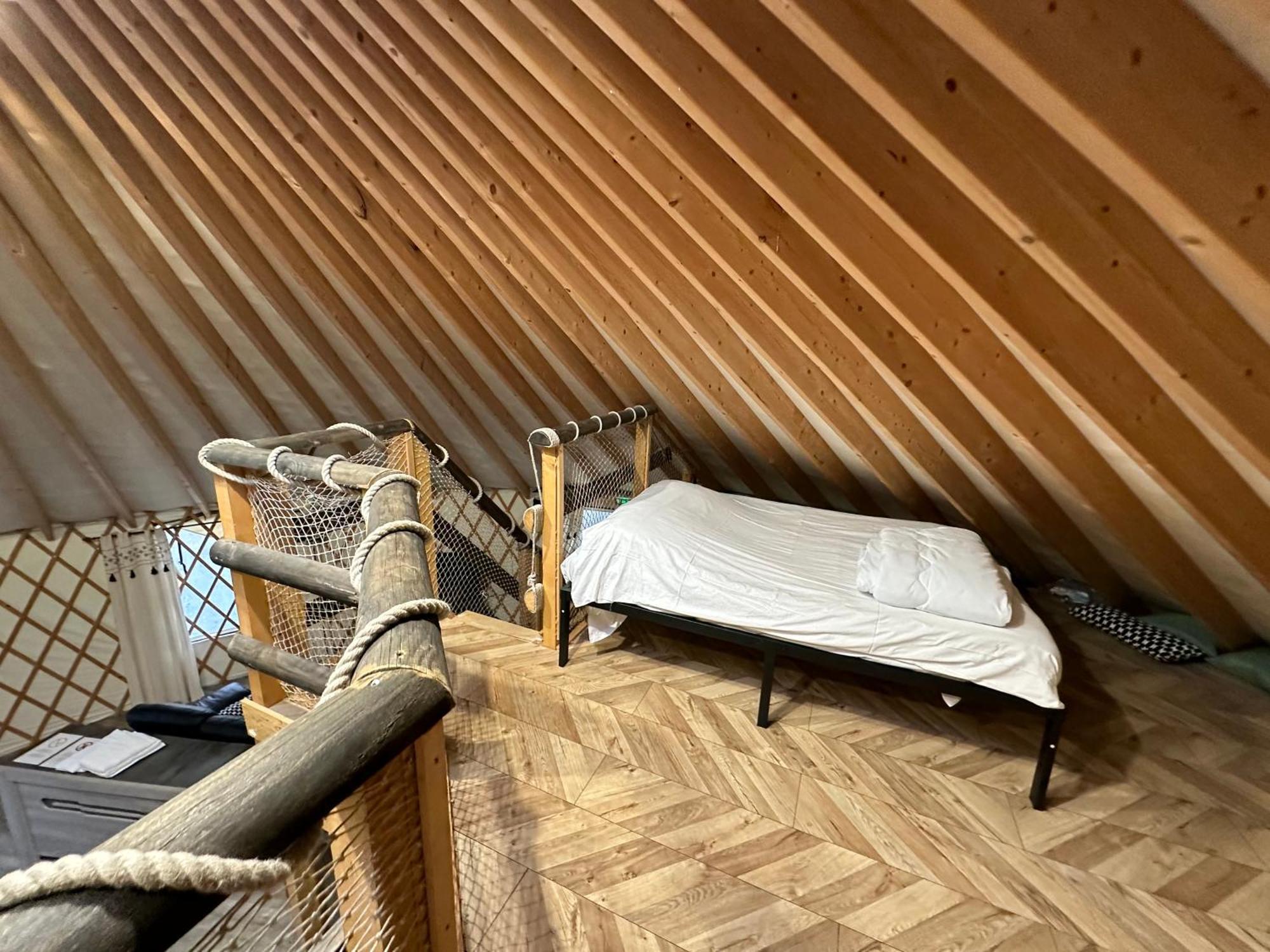 Camping De La Seine Jumièges Екстериор снимка